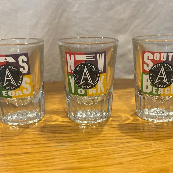 Vtg. Lot of 3 Shot glasses - All Star Cafes - Las Vegas, New York & South Beach - Picture 7 of 14